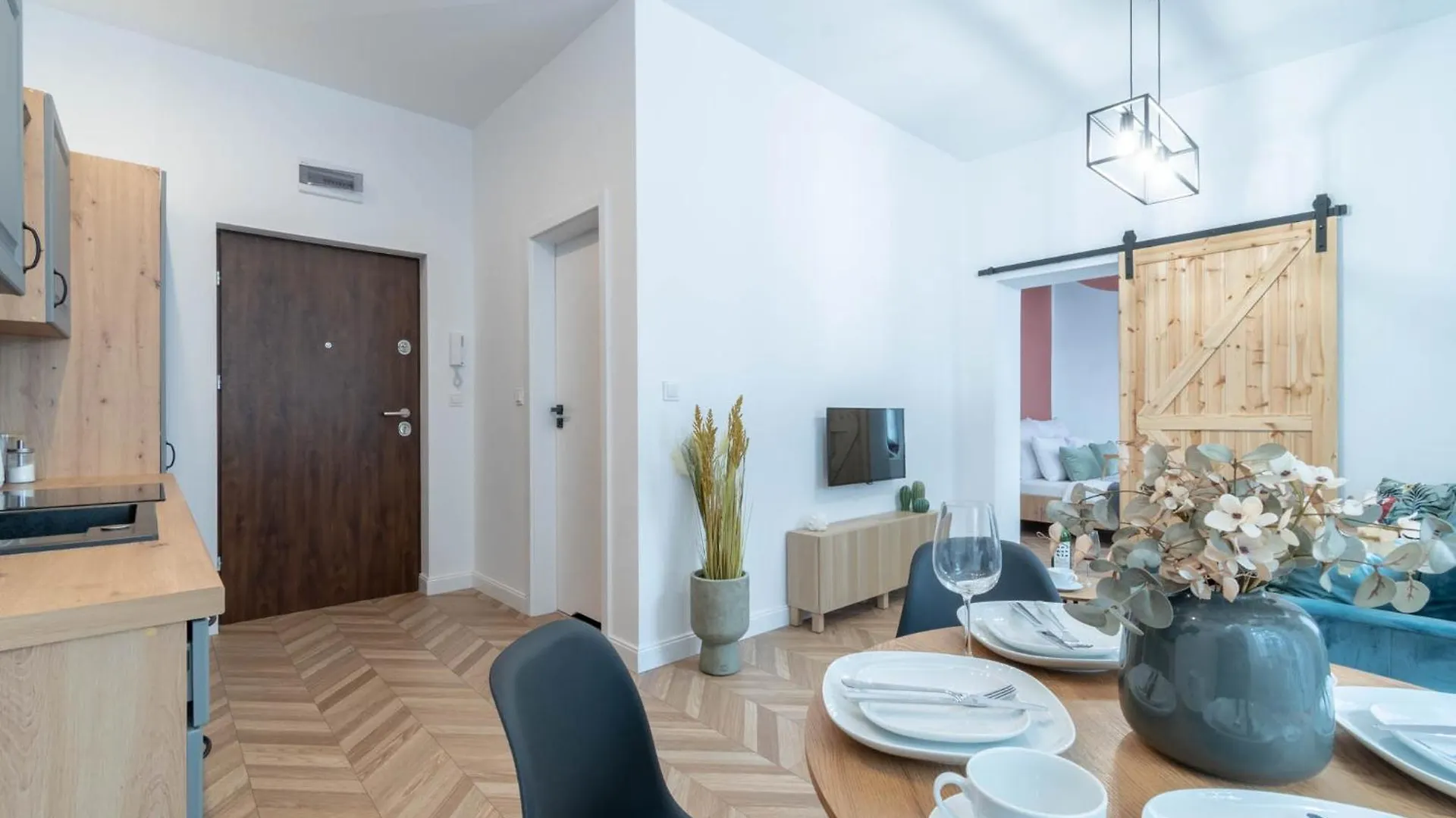 Industrial Studio In بوزنان 0*,  بولندا